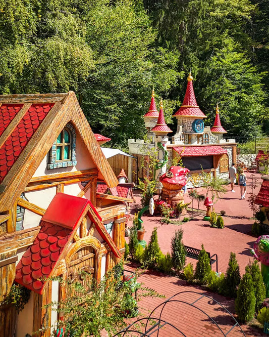 Magic Park Rasnov: A Fairy Tale Escape for Families Near Dino Parc and the Fortress